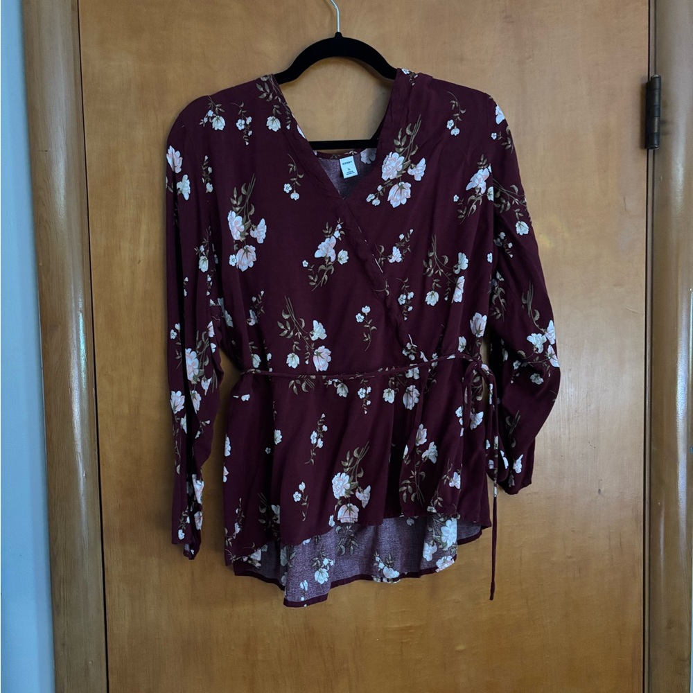 Old Navy Maroon floral peplum blouse size XL